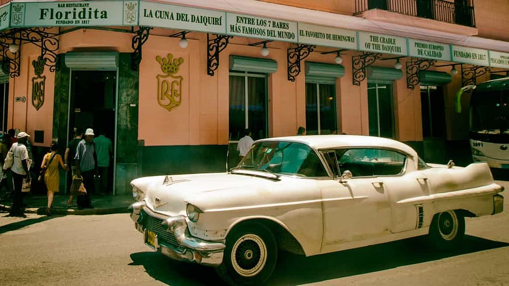 https://entrelahabanaymadrid.com/index.php/2024/como-visitar-la-habana-y-enamorarte-de-ella/